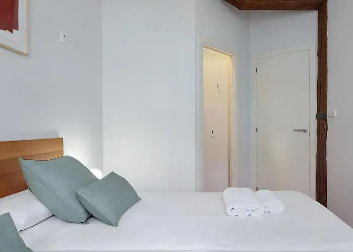 The Collection - Marina 12 Apartmán *